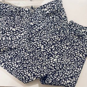 Ann Taylor Modern Fit Cropped Leg Jeans Black Print Women’s Size 4